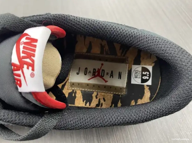 x SoleFly 1 Jordan DN3400-001 Air Carnivore Low 0520